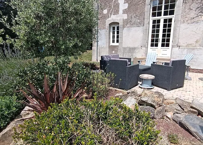 Le Prieure Des Anges Saint-Quentin-les-Anges